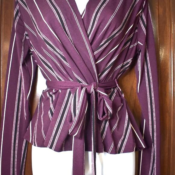 Womens Maroon Burgundy Striped Long Sleeve Blouse Size Medium - Picture 2 of 15